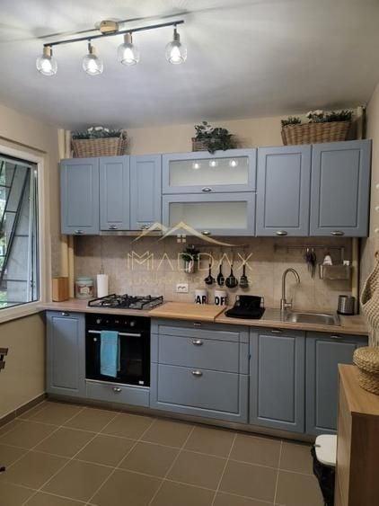 Apartament cu 2 camere semidecomandat, mobilat în Domenii