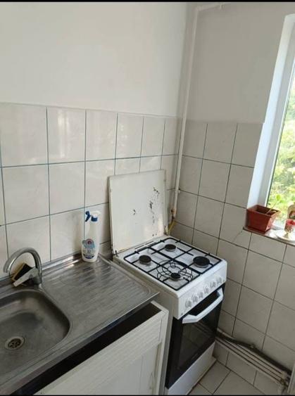 Garsonieră decomandată în Rahova