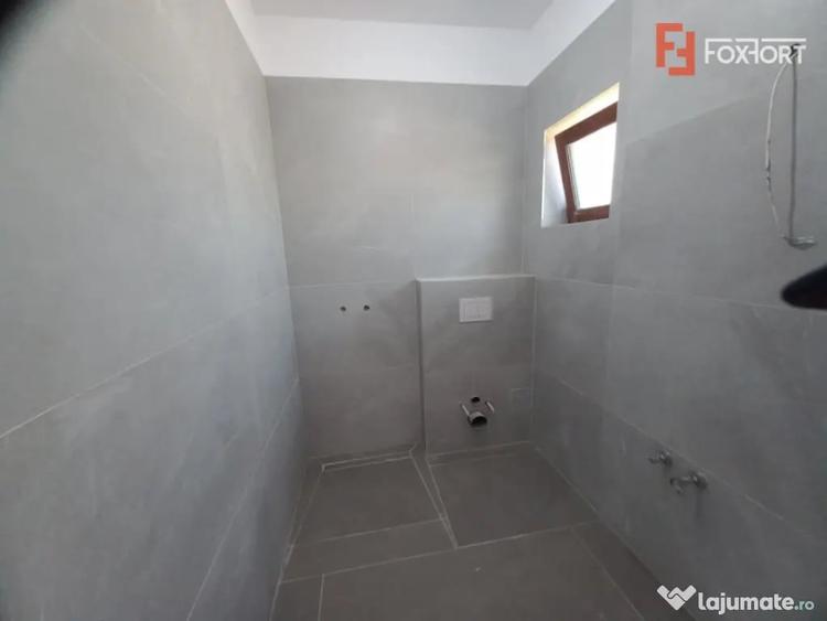 Casă cu 4 camere cu Teren 259 Mp în Plopi