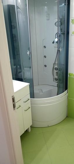 Apartament cu 3 camere decomandat în Exterior Sud
