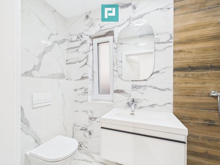 Duplex cu 5 camere cu Canalizare în Giroc