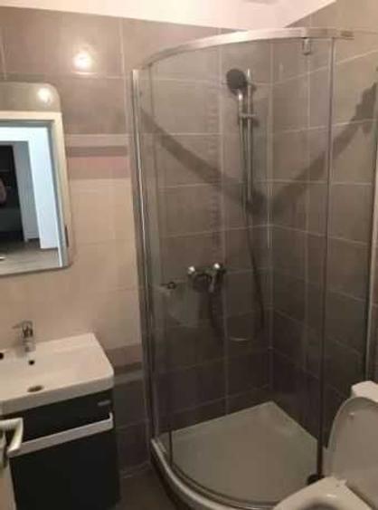 Apartament cu 4 camere decomandat în Bucovina