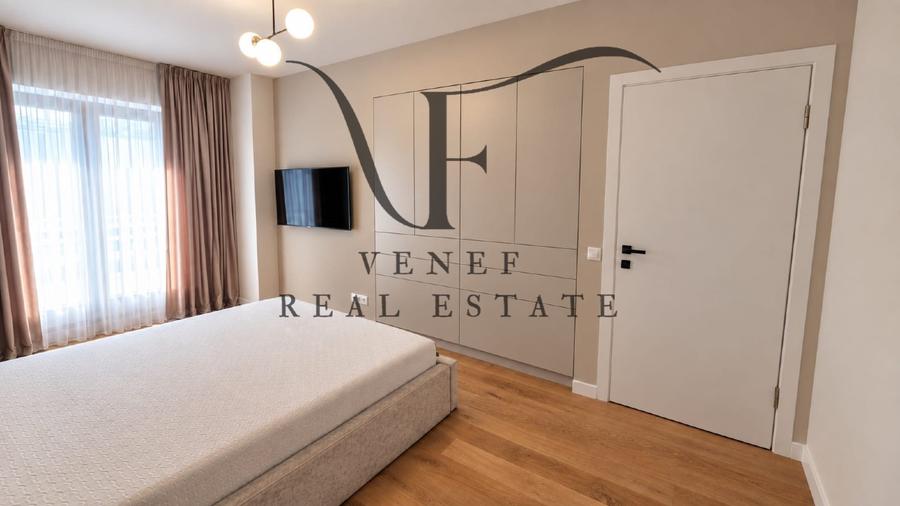 Apartament cu 3 camere decomandat în Aviației
