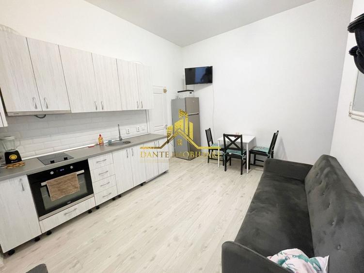 Apartament cu 2 camere decomandat, mobilat în Ultracentral