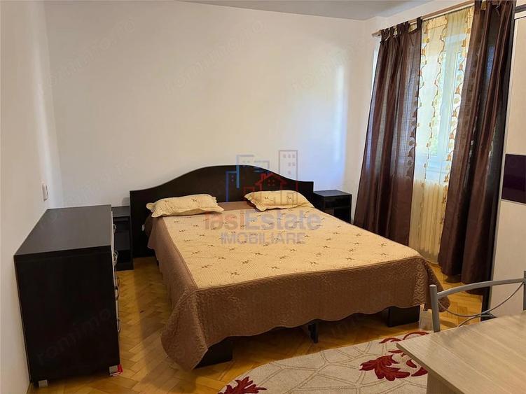 Apartament cu 2 camere semidecomandat în Filiași