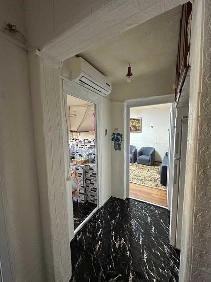 Apartament cu 2 camere decomandat în Tei