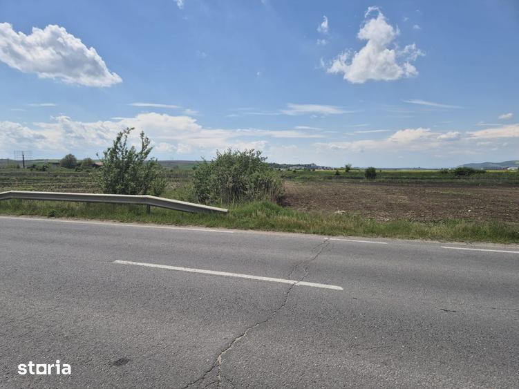 Teren de 10000 mp, în Central