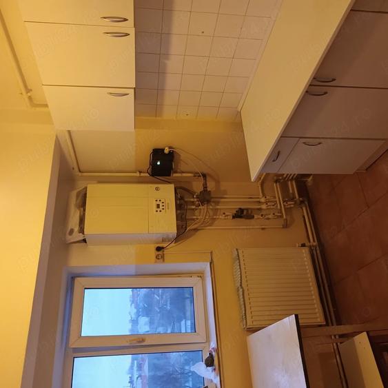 Garsonieră decomandată în Km 4