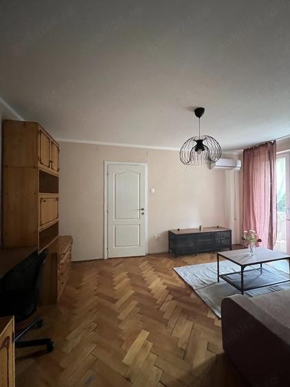 Apartament cu 2 camere semidecomandat în Tipografilor
