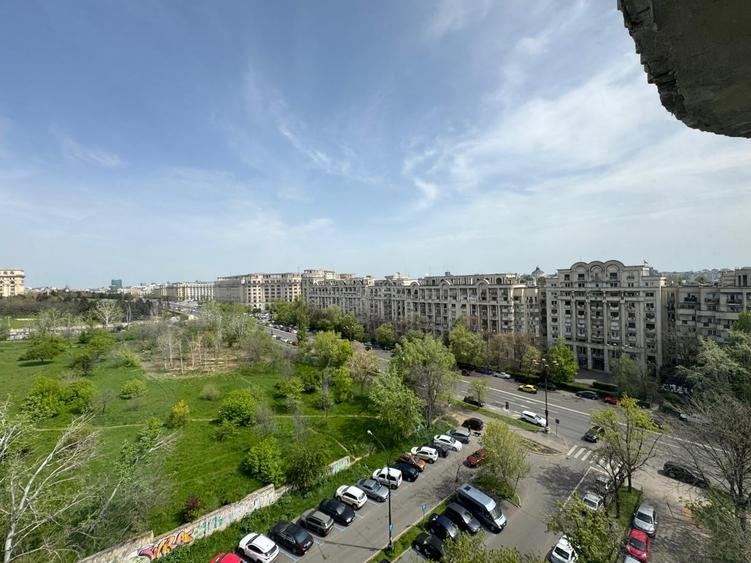Apartament cu 3 camere decomandat, mobilat în Unirii