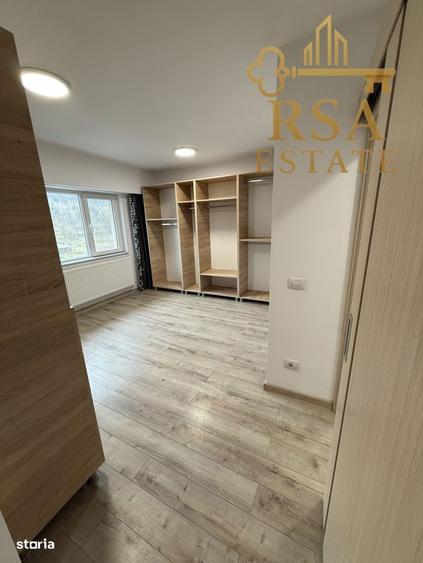 Apartament cu 4 camere în Poenari