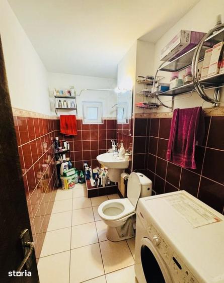 Apartament cu 4 camere decomandat în Micălaca