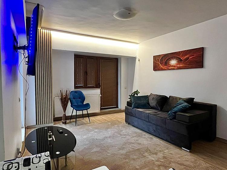 Apartament cu 2 camere decomandat, mobilat în Unirii