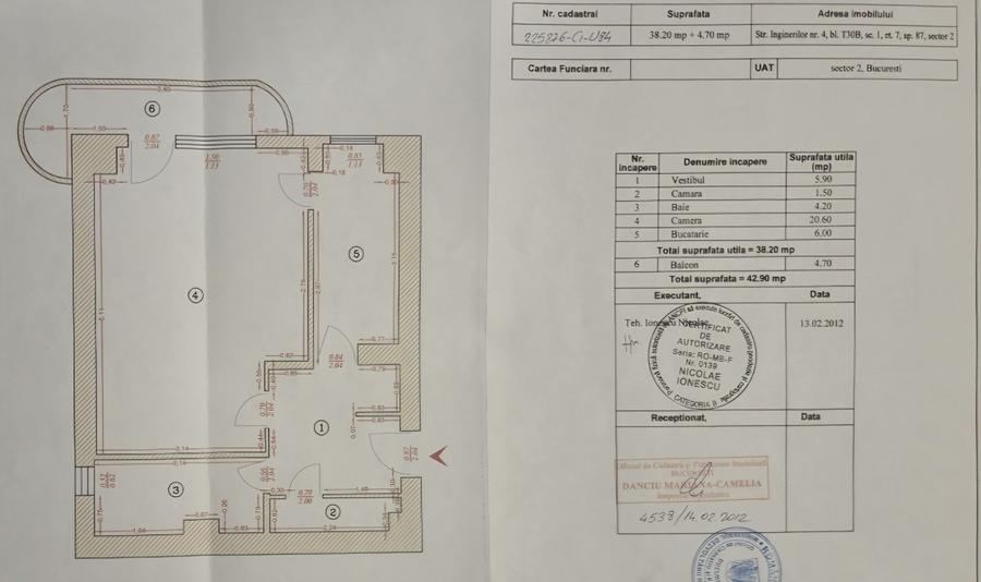 Garsonieră decomandată în Tei
