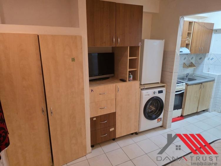 Garsonieră semidecomandată în Dâmbovița