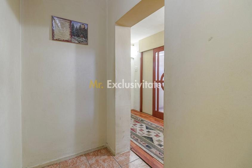 Apartament cu 3 camere decomandat în Central