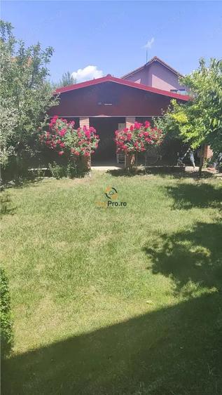 Casă cu 5 camere cu Teren 333 Mp în Central