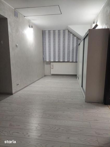 Casă cu 4 camere cu Teren 270 Mp în Războieni