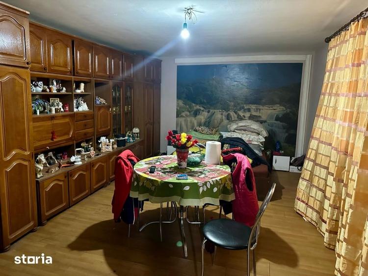 Casa cu doua unitati locative ,teren 700 mp Str. Bistritei 15, Dej - 1