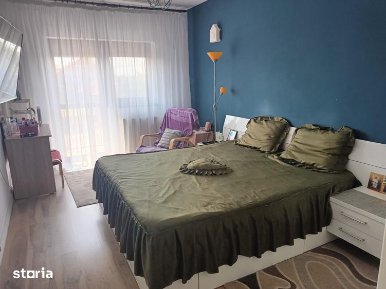 Casă cu 4 camere cu Teren 250 Mp în Crevedia