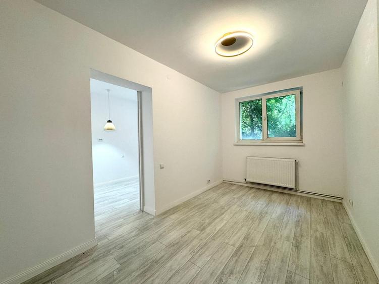 Apartament cu 2 camere în P-ța Alba Iulia