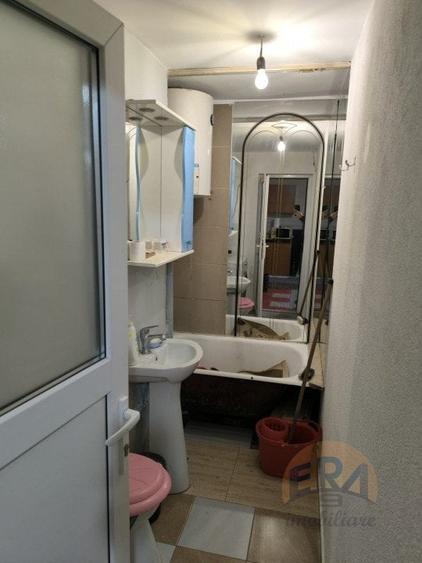 Apartament cu 2 camere decomandat, mobilat în Sântandrei