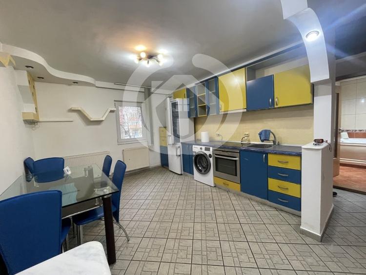 Apartament cu 3 camere decomandat, mobilat în Mihai Viteazul