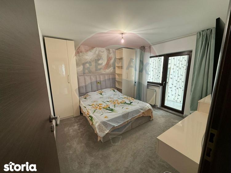 Apartament cu 3 camere, mobilat în Craiovița Nouă