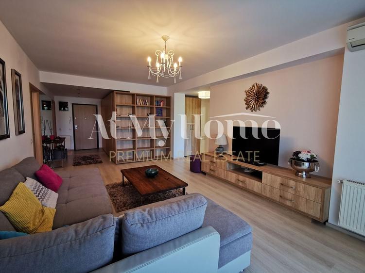 Apartament cu 3 camere decomandat, mobilat în Iancu Nicolae
