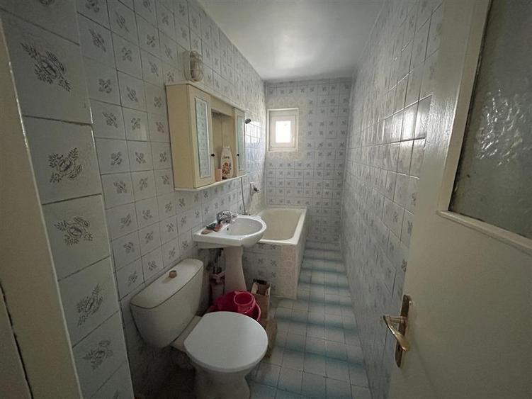 Apartament cu 2 camere de vanzare, etaj 4, zona Sud - 5