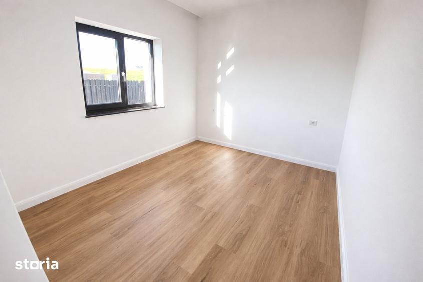 Casă cu 4 camere cu Teren 400 Mp în Dancu