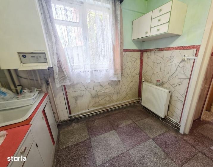 Apartament cu 3 camere decomandat în Scriitorilor