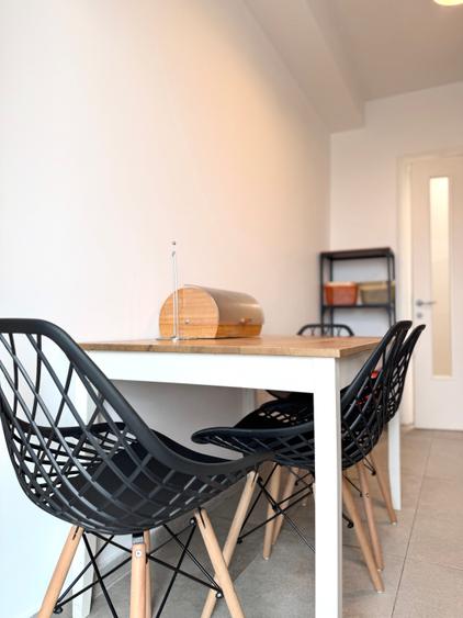 Apartament cu 3 camere decomandat, mobilat în Grozăvești
