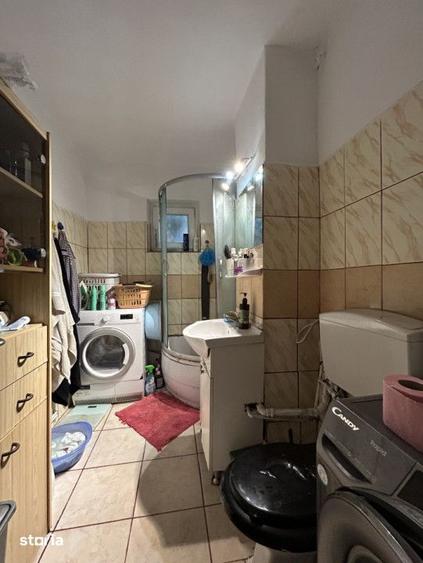 Apartament cu 4 camere decomandat în Steaua