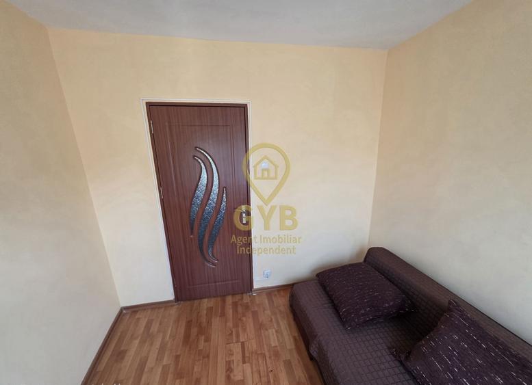 Apartament cu 4 camere decomandat, mobilat în Central