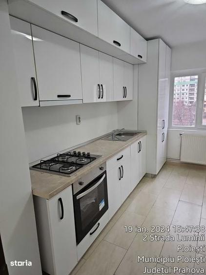 Apartament cu 4 camere în Republicii