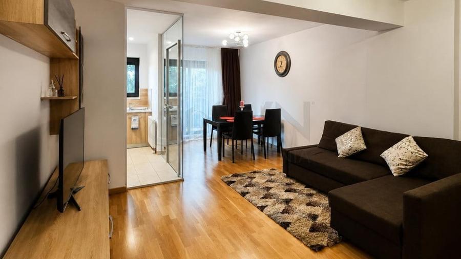Apartament cu 2 camere semidecomandat în Victoriei