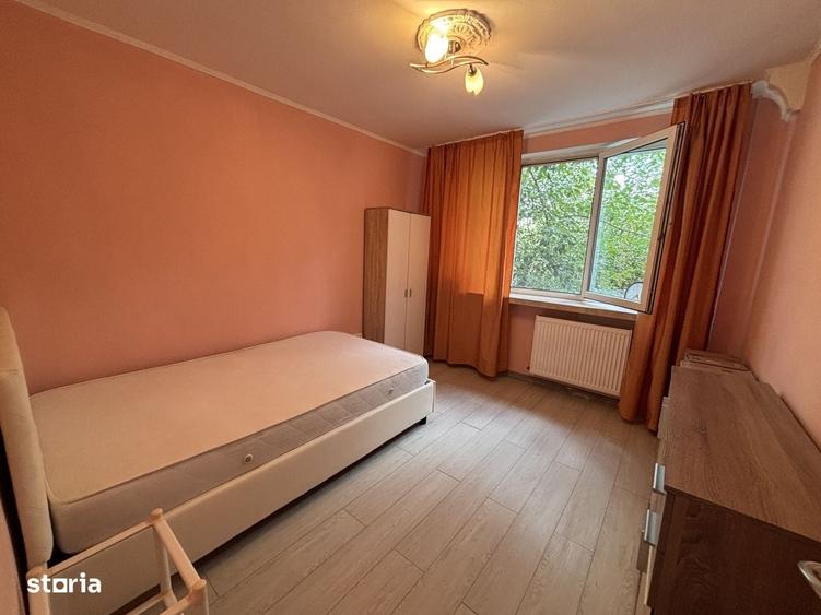 Apartament cu 4 camere în Dristor