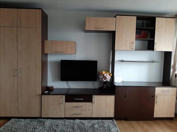 Garsonieră semidecomandată în Berceni
