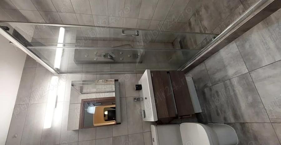 Apartament cu 3 camere decomandat, mobilat în Sălaj