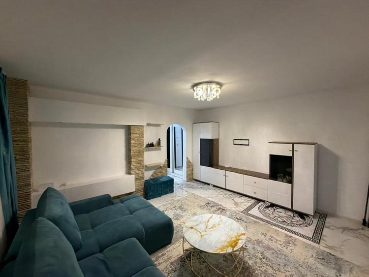 Apartament cu 2 camere semidecomandat, mobilat în Brazda lui Novac