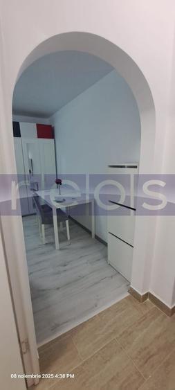 Apartament cu 2 camere semidecomandat, mobilat în Grivița