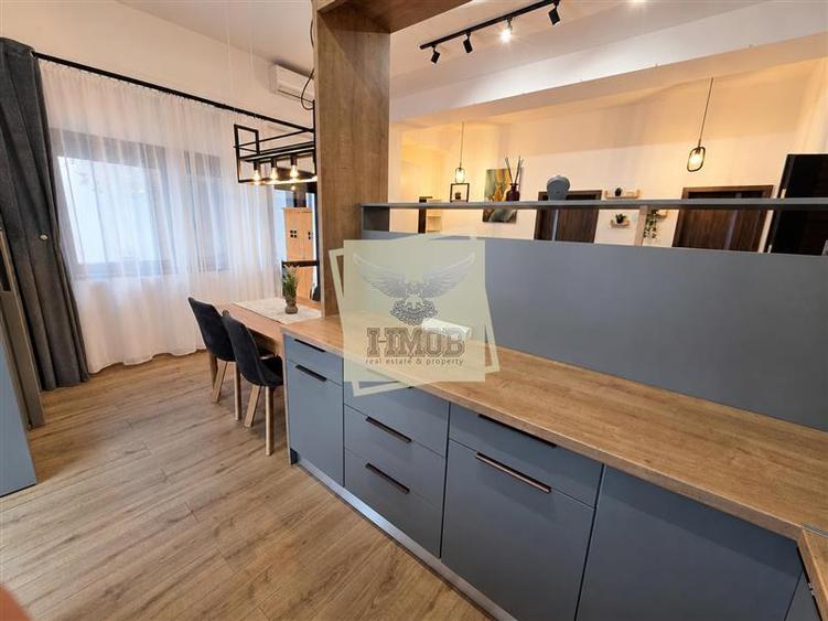 Apartament cu 4 camere decomandat, mobilat în Exterior Sud