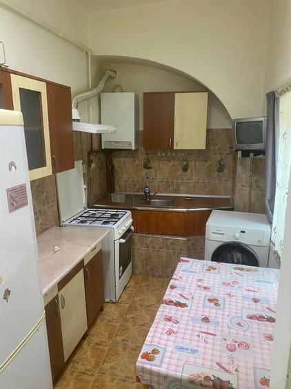 Inchiriez casa in centru,Gherla - 2