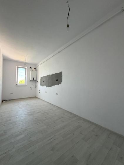 Apartament cu 2 camere decomandat în Chișoda