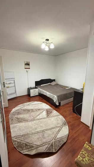 Apartament cu 2 camere decomandat în Berceni