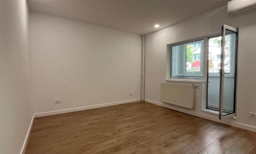 Apartament cu 2 camere semidecomandat, mobilat în Brâncoveanu