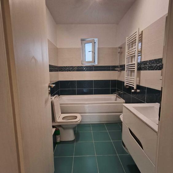 Apartament cu 2 camere decomandat în Berceni