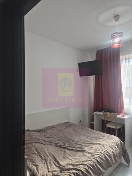 Apartament cu 3 camere decomandat în Tineretului