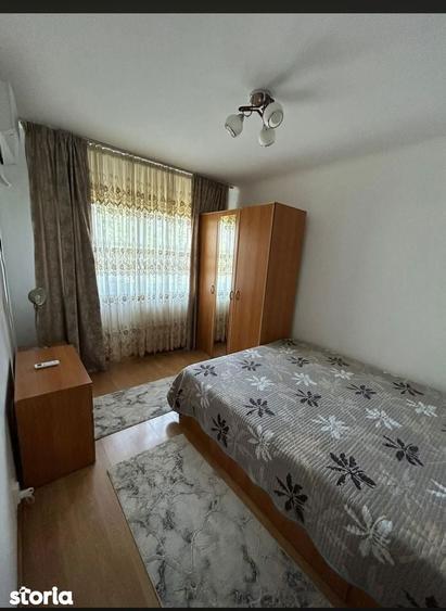 Apartament cu 2 camere decomandat în Calea București